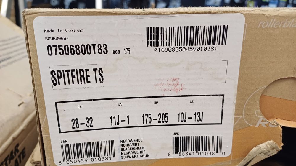 Дитячі ролики Rollerblade Spitfire TS розмір 28-32 + комплект захисту