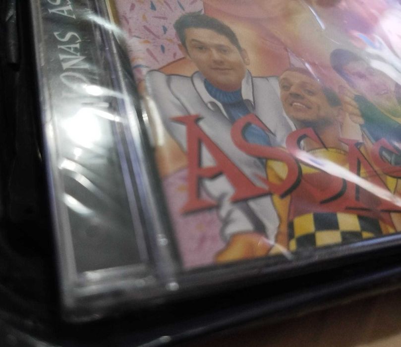 CD Mamonas Assassinass NOVO
