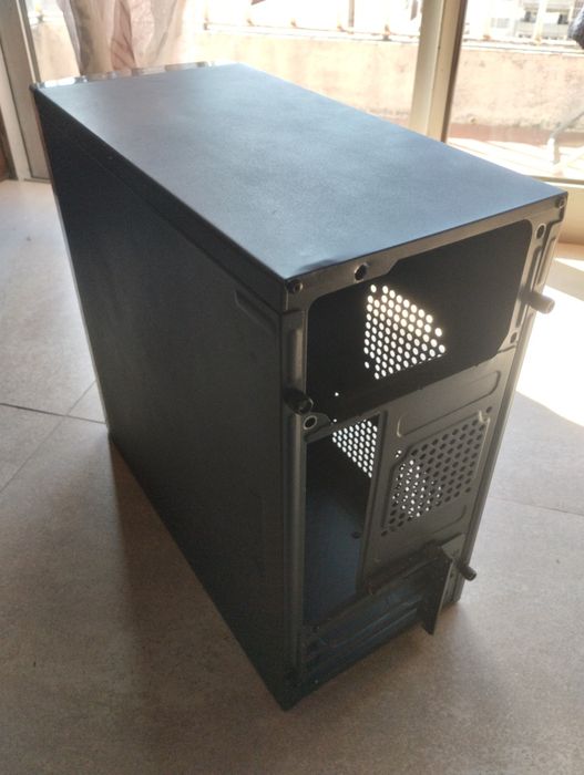 Caixa Mars Gaming M-ATX