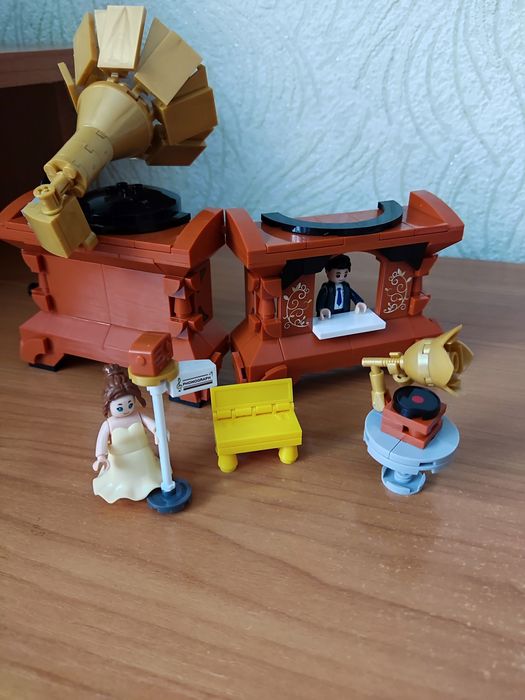 Конструктор Лего Lego  Sluban Creator Antique Граммофон Шарманка Патеф