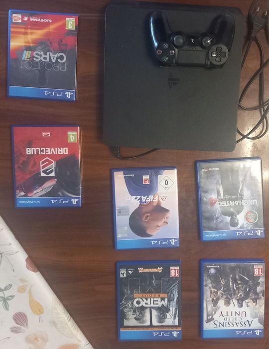 PS4 + 1 comando + jogos