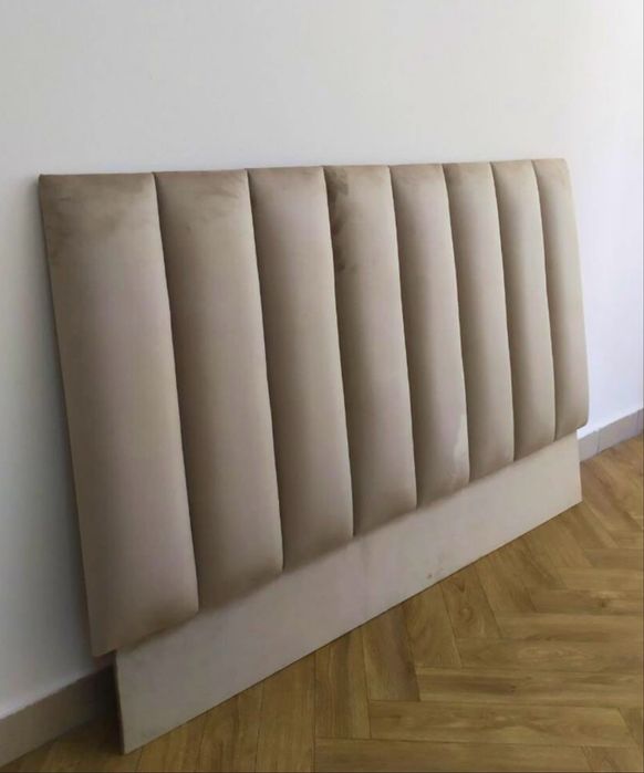 Спинка для ліжка тепла спинка.