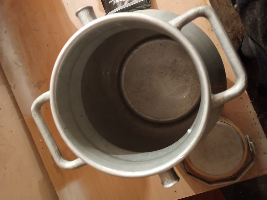 Sprzedam kanę aluminiowa 25l do miodu mleka