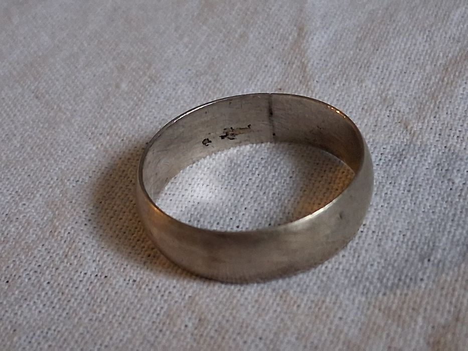 Srebrna obrączka R-25