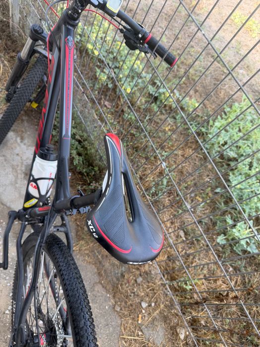 Bicicleta BTT Eleven
