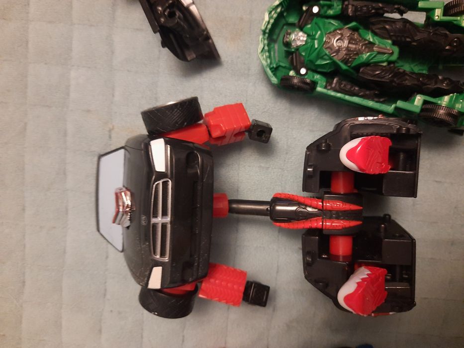 Transformersy zabawki