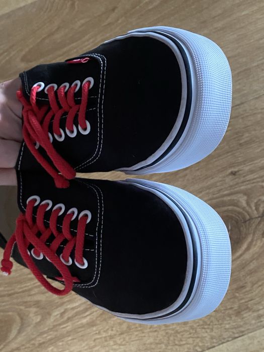 Vans tenisówki 40,5 czarne czerwone