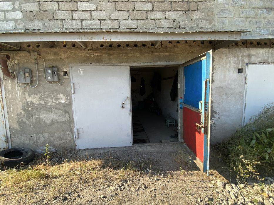 Гараж лівобережний 1 біля мосту