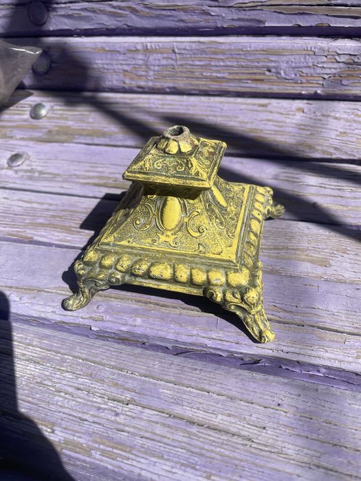 Продам підставку для свічника