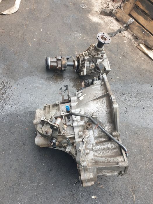 КПП Коробка Роздатка 2.0 4x4 QR20DE X- Trail T30 Primera P12 Teana J31