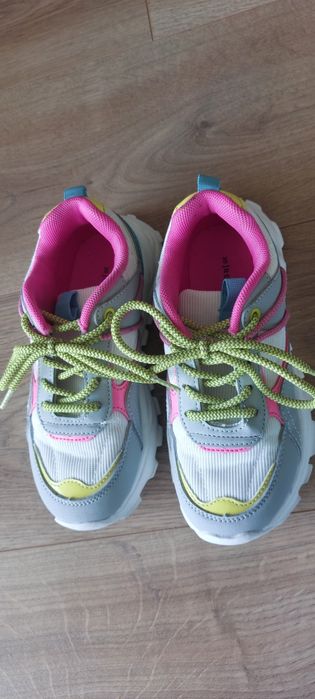 H&M lekkie buty sportowe rozm.30 jak nowe!
