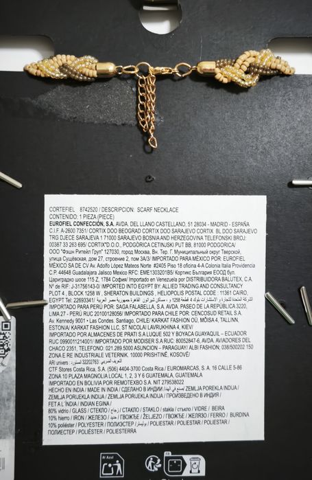 Colar de contas Cortefiel