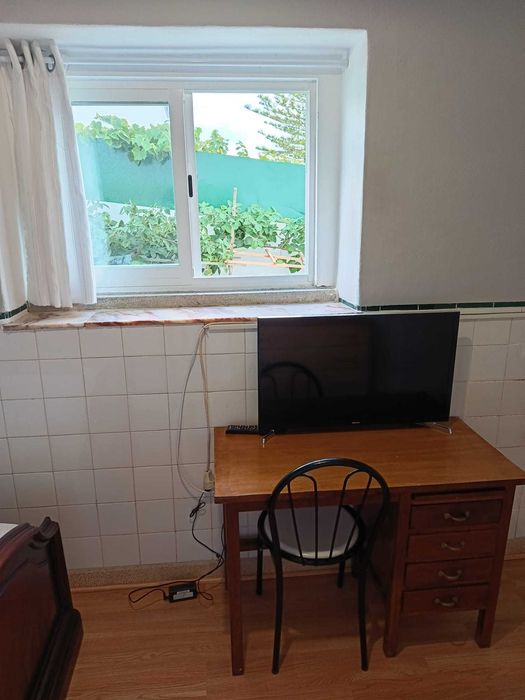 Quarto individual em Rio de Mouro