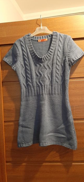 Damski sweter z paskiem