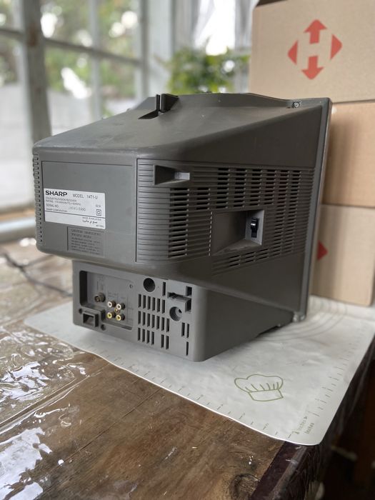 Телевізор SHARP 14T1-U