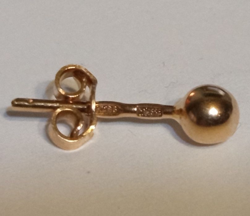 Серёжка золота 585 проба