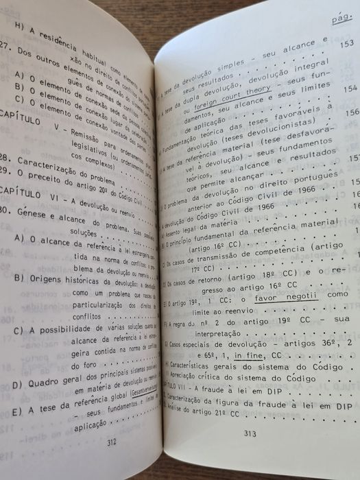Livros jurídicos / Direito/ 1 = 5€ / 10 = 40€