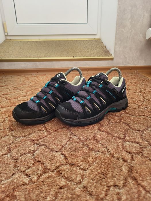 Оригинальные женские кроссовки Salomon Gore-tex