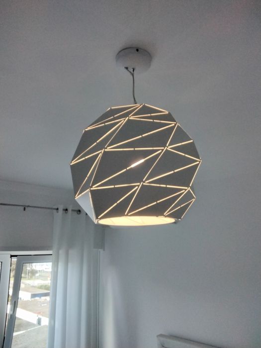 Candeeiro Branco Semi-Novo