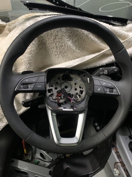 Audi Q5 80A руль