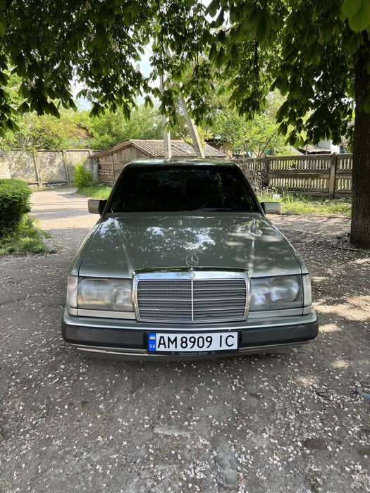 Продам W124 в достойном состоянии