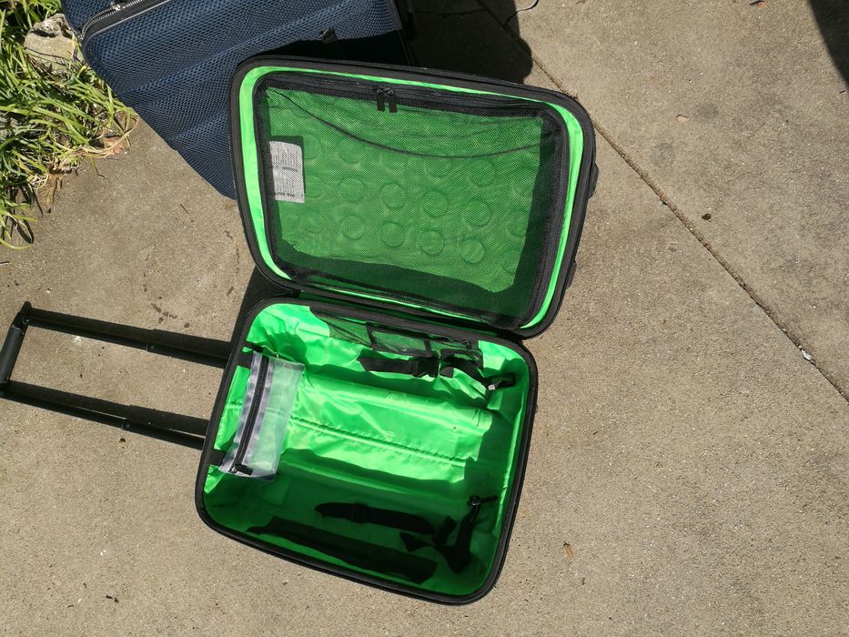 Malas troley super bom estado com rodinhas