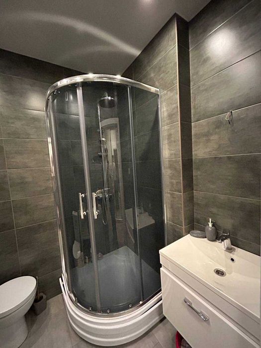 Продам 1 кімнатну квартиру ЖК Озерний