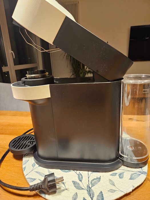 Ekspres De Longhi Nespresso Vertuo Next