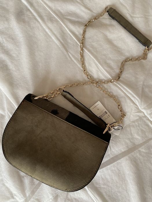 Bolsa parfois pelinho com etiqueta