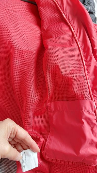 Куртка вітровка s.Oliver коралового кольору