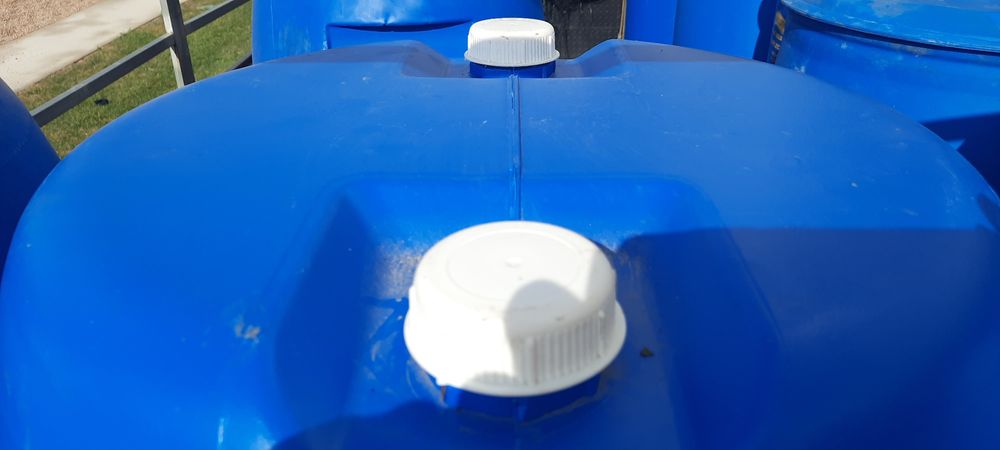 Bidons Barricas Depósitos Tinas bidons vasilhas de 120 litros usados