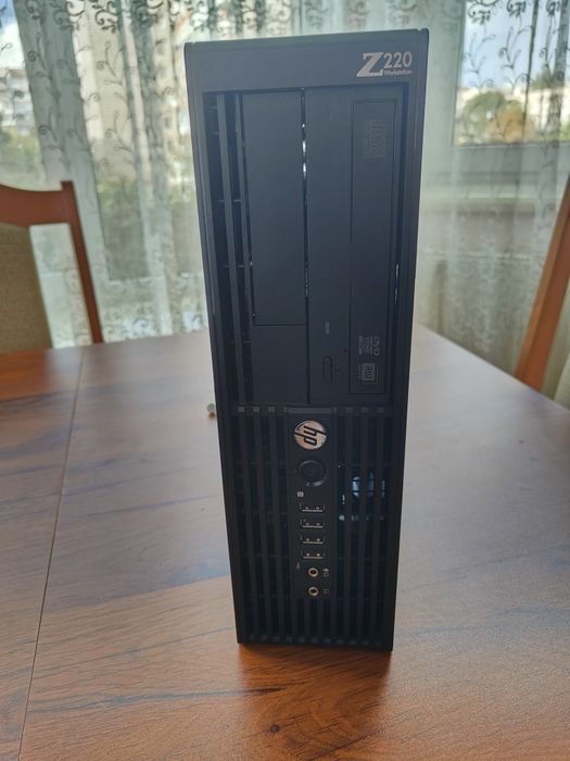 Сист. блок HP WorkStation Z220  i3-3240 на запчастини