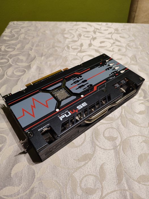 Placa Gráfica Sapphire Radeon RX 5700 XT Pulse 8GB