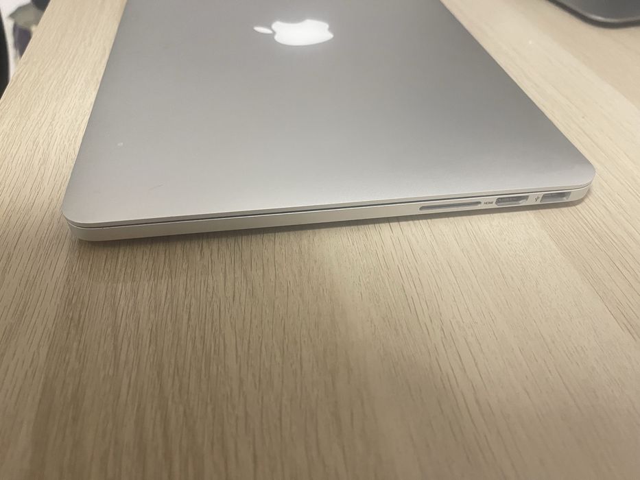 Apple MacBook Pro 13” 2015