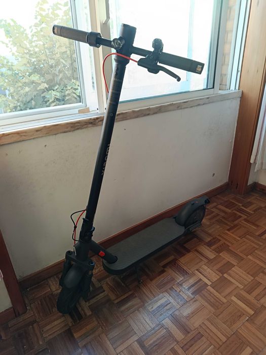 Trotinete Xiaomi scooter elite