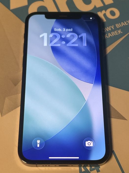 Iphone 12 PRO stan bardzo dobry bez blokad