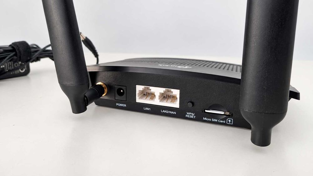 TP-Link TL-MR100 Router 4G LTE 300 Mbps — com caixa e acessórios