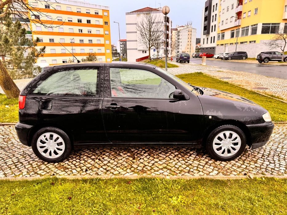Seat ibiza ano 200q