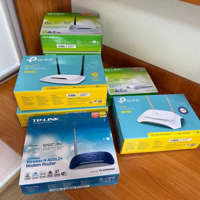 Колонки для ПК, роутери Wi-Fi, кабелі HDMI, VGA та подовжувачі USB 2.0