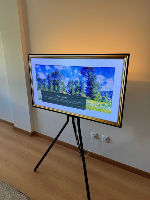 TV OLED 4K de 48 polegadas LG C1 e suporte447102652902942723