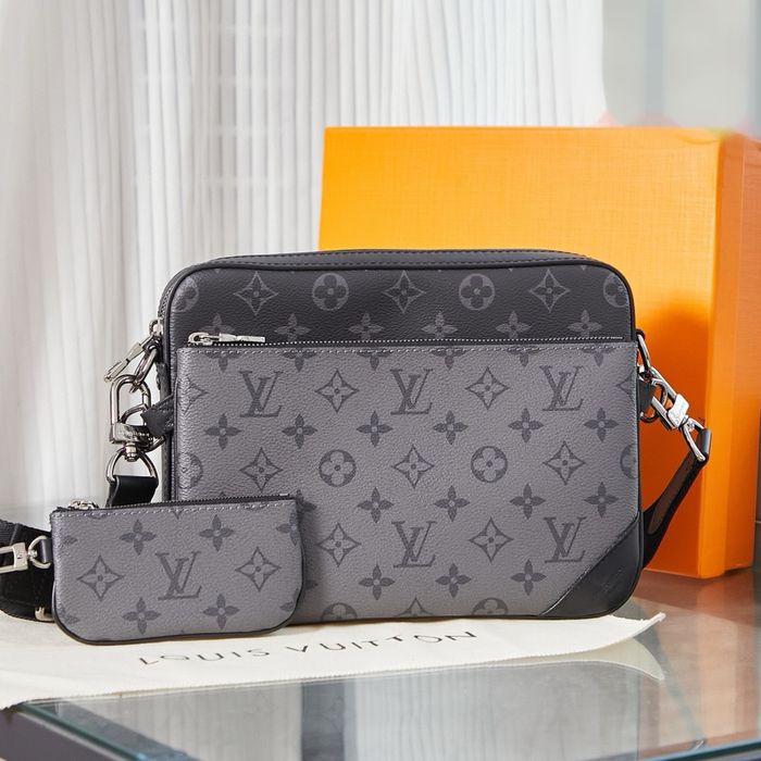 Сумка чоловіча сіра монограм тріо Louis Vuitton Trio дуи витон шкіряна