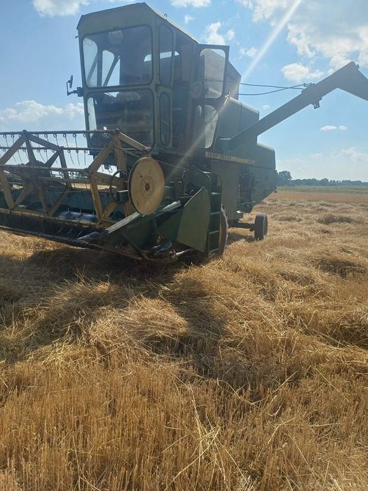 Продам комбаїн в хорошому робочому стані