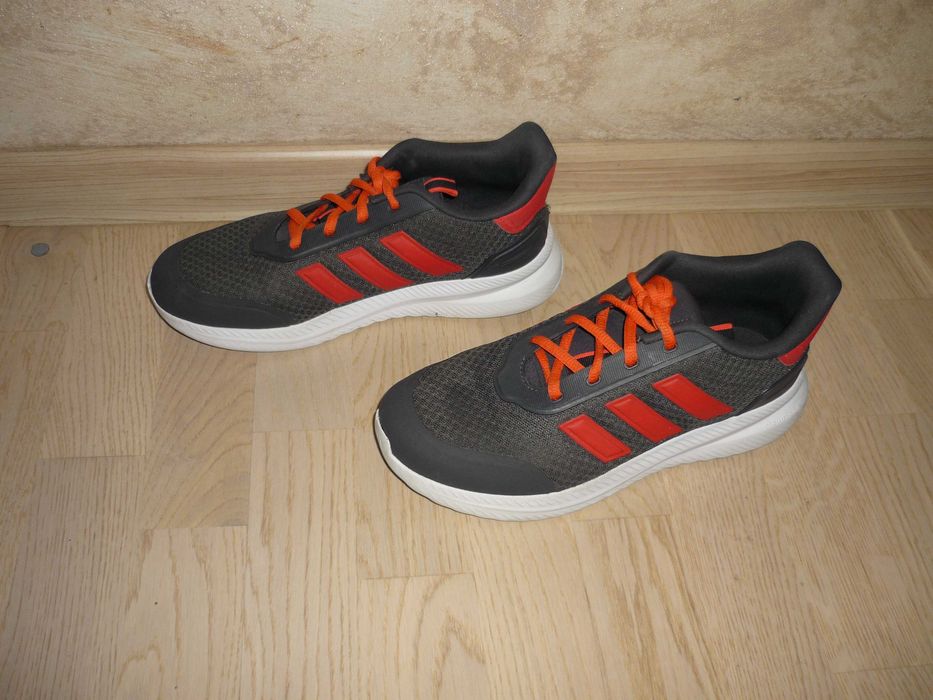 Buty sportowe Adidas 38 2/3