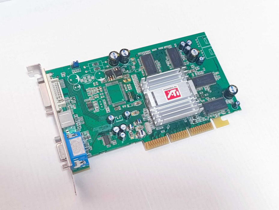 Відеокарта ATI Radeon 9200 DDR 64MB AGP 8x DVI VGA в ідеальному стані