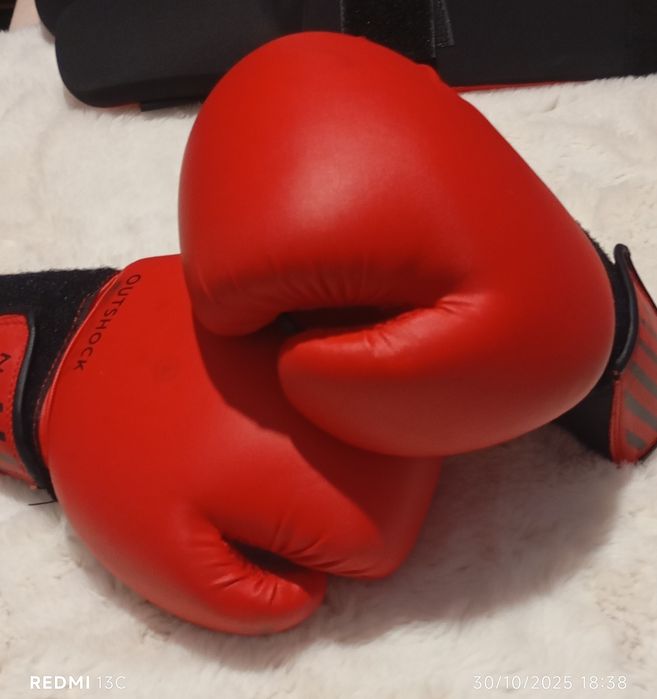 Conjunto luvas e caneleiras  criança