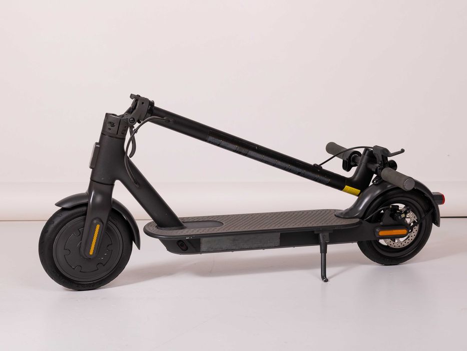 Xiaomi Mi Electric Scooter Essential – Muito Bom Estado