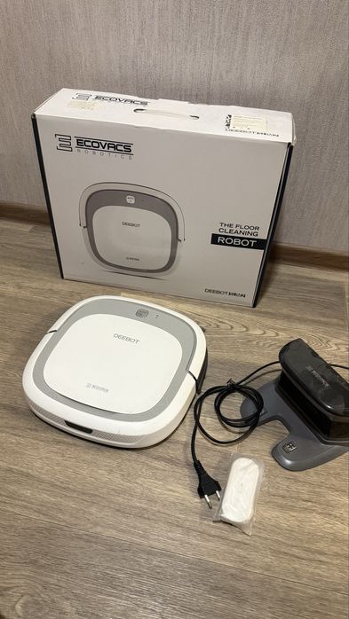 Deebot робот пилесос