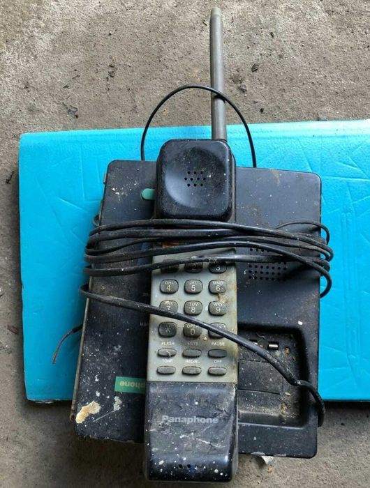 Продам стаціонарні б/у телефони