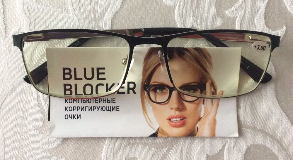 Окуляри комп'ютернi з дiоптрiями +1,5, +3,0, +4,0.