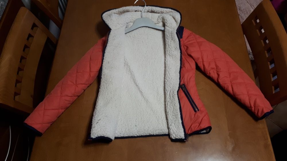 Varias peças roupa de criança como novas